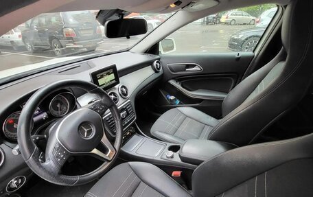 Mercedes-Benz GLA, 2015 год, 3 000 000 рублей, 9 фотография