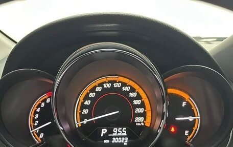 Toyota Yaris XP150 рестайлинг, 2022 год, 1 300 030 рублей, 15 фотография