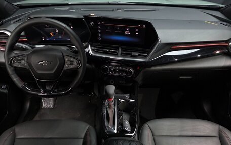 Chevrolet Trax, 2023 год, 1 660 000 рублей, 3 фотография