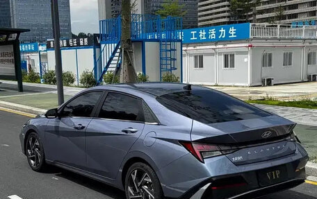 Hyundai Elantra, 2023 год, 1 680 040 рублей, 11 фотография