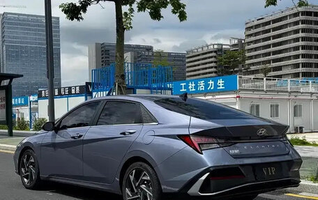 Hyundai Elantra, 2023 год, 1 680 040 рублей, 10 фотография