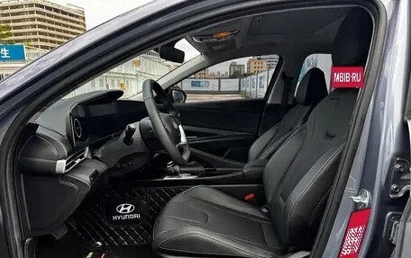 Hyundai Elantra, 2023 год, 1 680 040 рублей, 12 фотография