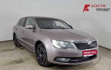 Skoda Superb III рестайлинг, 2013 год, 780 000 рублей, 1 фотография