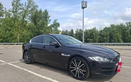 Jaguar XE I рестайлинг, 2015 год, 2 100 000 рублей, 2 фотография