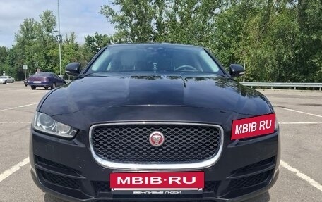 Jaguar XE I рестайлинг, 2015 год, 2 100 000 рублей, 8 фотография