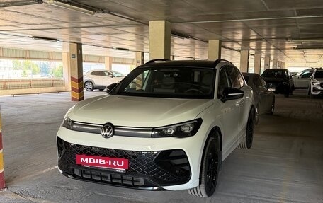 Volkswagen Tiguan, 2025 год, 4 395 000 рублей, 7 фотография