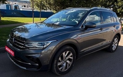 Volkswagen Tiguan II, 2021 год, 2 999 000 рублей, 1 фотография