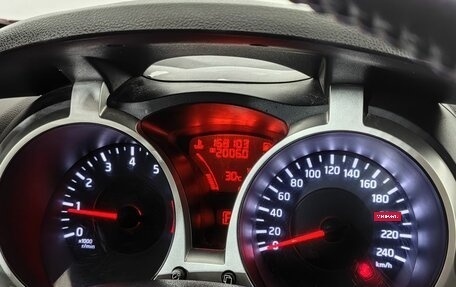 Nissan Juke II, 2011 год, 870 000 рублей, 15 фотография