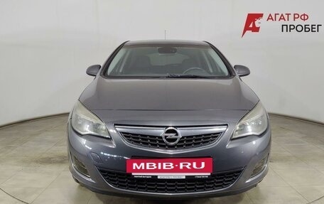 Opel Astra J, 2011 год, 821 000 рублей, 2 фотография