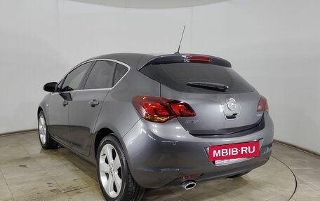 Opel Astra J, 2011 год, 821 000 рублей, 5 фотография