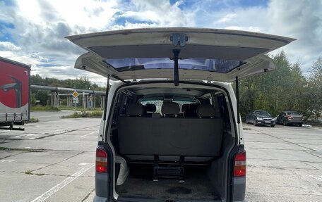 Volkswagen Transporter T5 рестайлинг, 2005 год, 1 000 000 рублей, 7 фотография