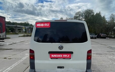 Volkswagen Transporter T5 рестайлинг, 2005 год, 1 000 000 рублей, 5 фотография