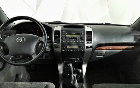 Toyota Land Cruiser Prado 120 рестайлинг, 2007 год, 1 995 000 рублей, 13 фотография