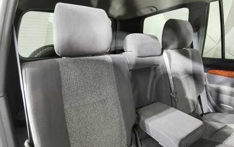 Toyota Land Cruiser Prado 120 рестайлинг, 2007 год, 1 995 000 рублей, 15 фотография