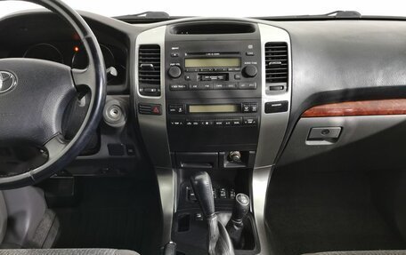 Toyota Land Cruiser Prado 120 рестайлинг, 2007 год, 1 995 000 рублей, 14 фотография