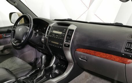 Toyota Land Cruiser Prado 120 рестайлинг, 2007 год, 1 995 000 рублей, 12 фотография