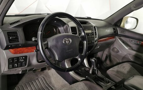 Toyota Land Cruiser Prado 120 рестайлинг, 2007 год, 1 995 000 рублей, 18 фотография