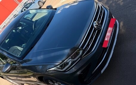 Volkswagen Tiguan II, 2021 год, 2 999 000 рублей, 7 фотография