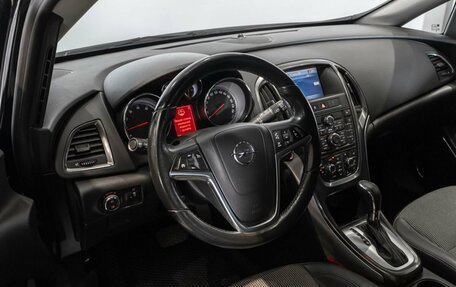 Opel Astra J, 2011 год, 810 000 рублей, 5 фотография