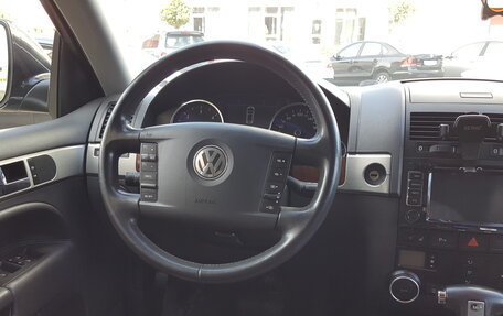 Volkswagen Touareg III, 2010 год, 1 950 000 рублей, 21 фотография