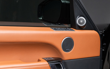 Land Rover Range Rover IV рестайлинг, 2017 год, 7 750 000 рублей, 23 фотография