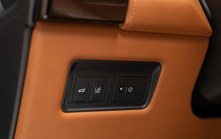 Land Rover Range Rover IV рестайлинг, 2017 год, 7 750 000 рублей, 29 фотография