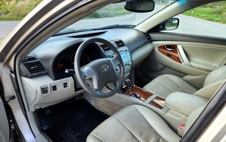 Toyota Camry, 2008 год, 890 000 рублей, 12 фотография