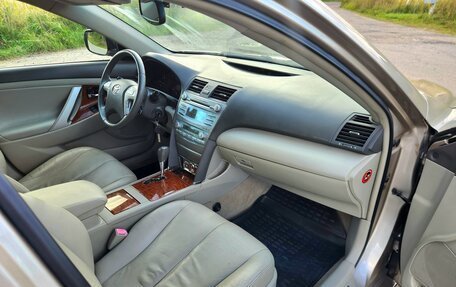 Toyota Camry, 2008 год, 890 000 рублей, 16 фотография