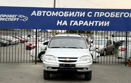 Chevrolet Niva I рестайлинг, 2010 год, 399 000 рублей, 2 фотография