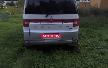 Mitsubishi Delica D:5 I, 2014 год, 2 000 000 рублей, 4 фотография