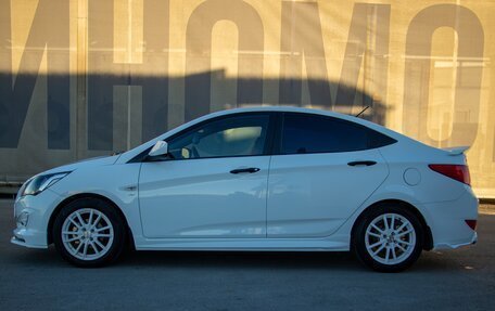 Hyundai Solaris II рестайлинг, 2015 год, 1 100 000 рублей, 5 фотография