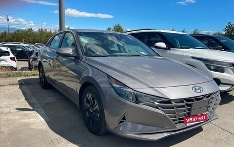Hyundai Elantra, 2022 год, 1 200 000 рублей, 2 фотография