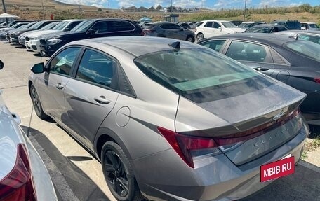 Hyundai Elantra, 2022 год, 1 200 000 рублей, 3 фотография