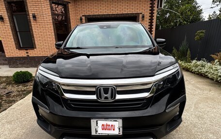 Honda Pilot III рестайлинг, 2021 год, 5 500 000 рублей, 2 фотография