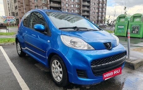 Peugeot 107 I рестайлинг, 2009 год, 406 000 рублей, 2 фотография