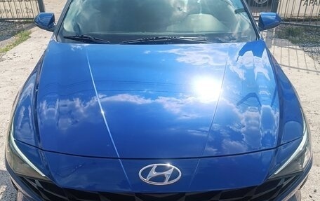 Hyundai Elantra, 2020 год, 1 950 000 рублей, 3 фотография