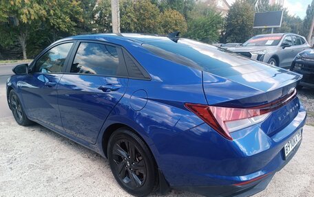 Hyundai Elantra, 2020 год, 1 950 000 рублей, 9 фотография