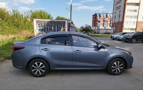 KIA Rio IV, 2017 год, 1 350 000 рублей, 4 фотография