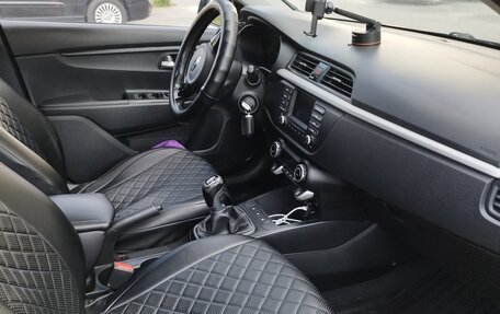KIA Rio IV, 2017 год, 1 350 000 рублей, 6 фотография