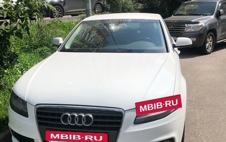 Audi A4, 2010 год, 875 000 рублей, 6 фотография