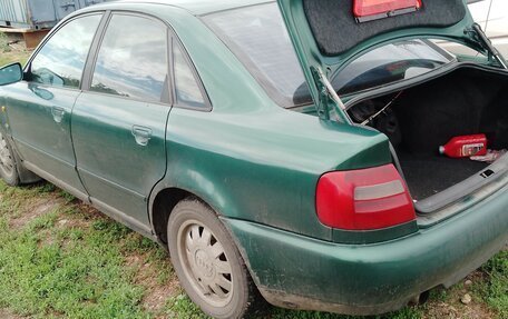 Audi A4, 1997 год, 400 000 рублей, 12 фотография