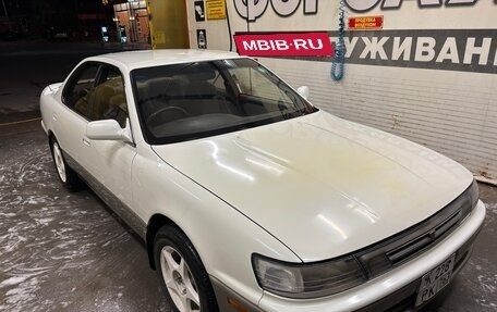 Toyota Vista, 1990 год, 350 000 рублей, 2 фотография