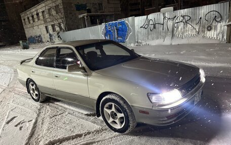 Toyota Vista, 1990 год, 350 000 рублей, 12 фотография