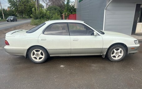 Toyota Vista, 1990 год, 350 000 рублей, 10 фотография
