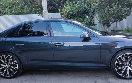 Audi A4, 2016 год, 2 000 000 рублей, 4 фотография