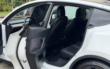 Tesla Model Y I, 2021 год, 3 700 000 рублей, 11 фотография