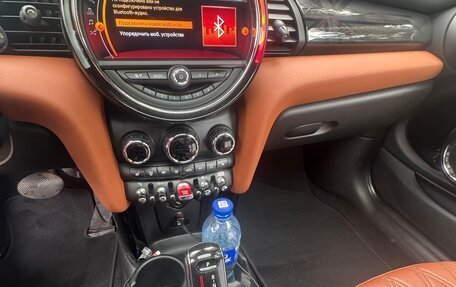 MINI Hatch, 2020 год, 2 900 000 рублей, 5 фотография