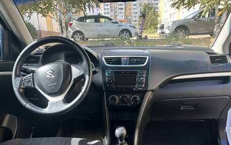 Suzuki Swift IV, 2013 год, 910 000 рублей, 10 фотография