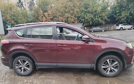 Toyota RAV4, 2016 год, 1 990 000 рублей, 3 фотография