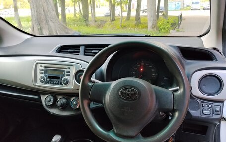 Toyota Vitz, 2011 год, 350 000 рублей, 36 фотография